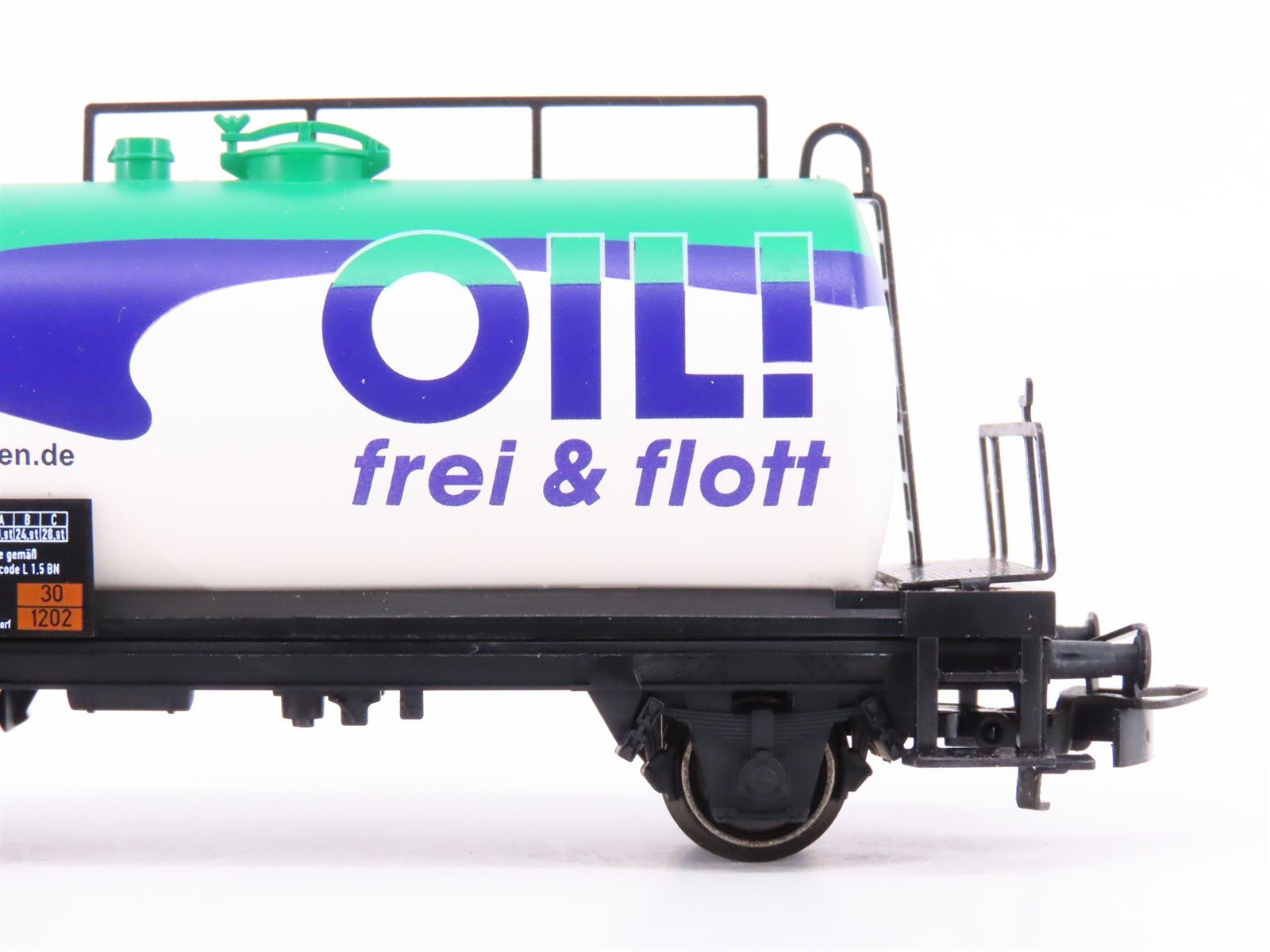 HO Scale Marklin 44402 Private Petroleum Oil Tank Car #7350399-3