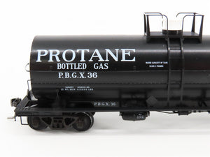 HO Scale Kadee 9016 PBGX Protane Corporation 11000 Gallon Insulated Tank Car #36