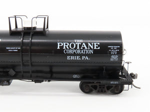HO Scale Kadee 9016 PBGX Protane Corporation 11000 Gallon Insulated Tank Car #36