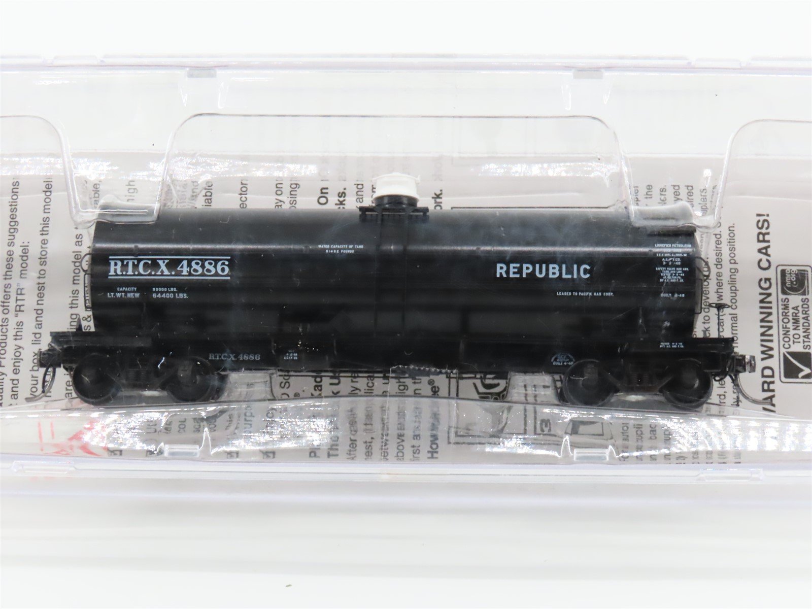 HO Scale Kadee 9018 RTCX Conservative Gas Corporation Tank Car #4886 - Sealed