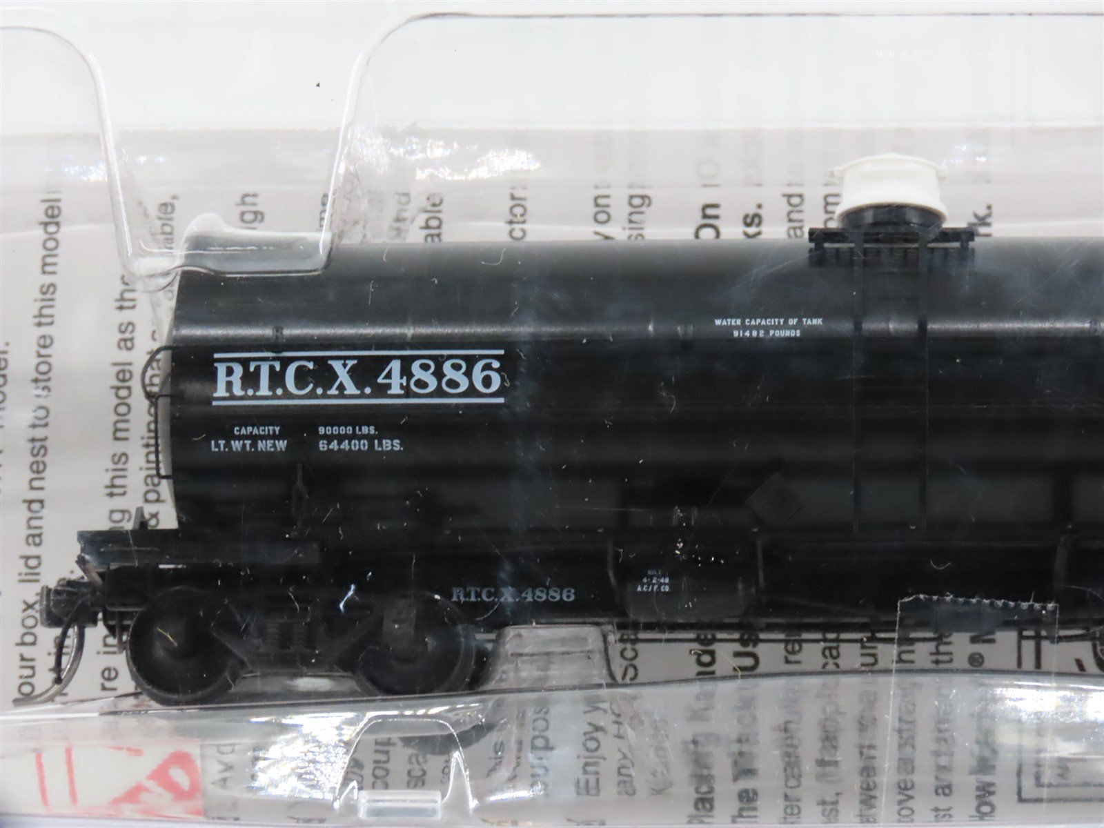 HO Scale Kadee 9018 RTCX Conservative Gas Corporation Tank Car #4886 - Sealed