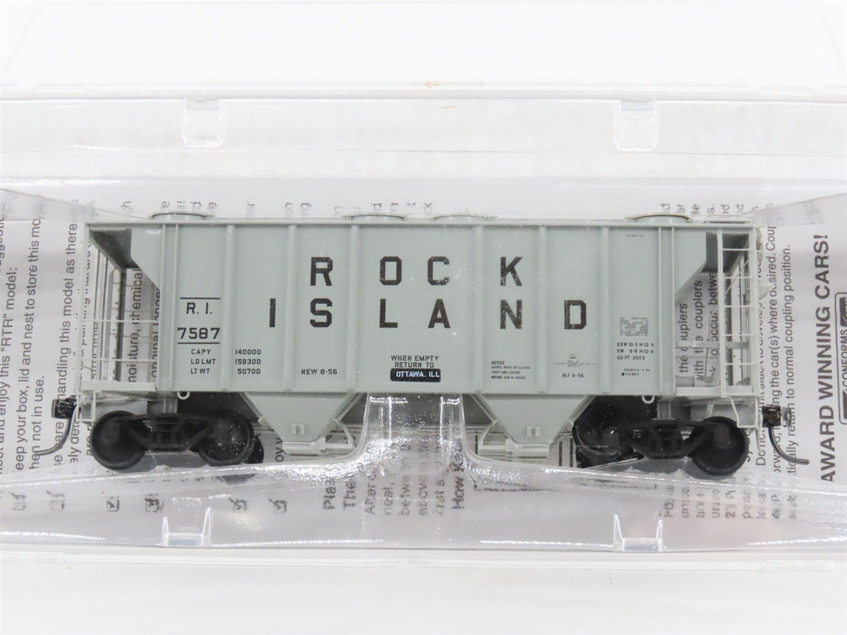 HO Scale Kadee 8658 RI Rock Island Railroad 2-Bay Covered Hopper #7587 - Sealed