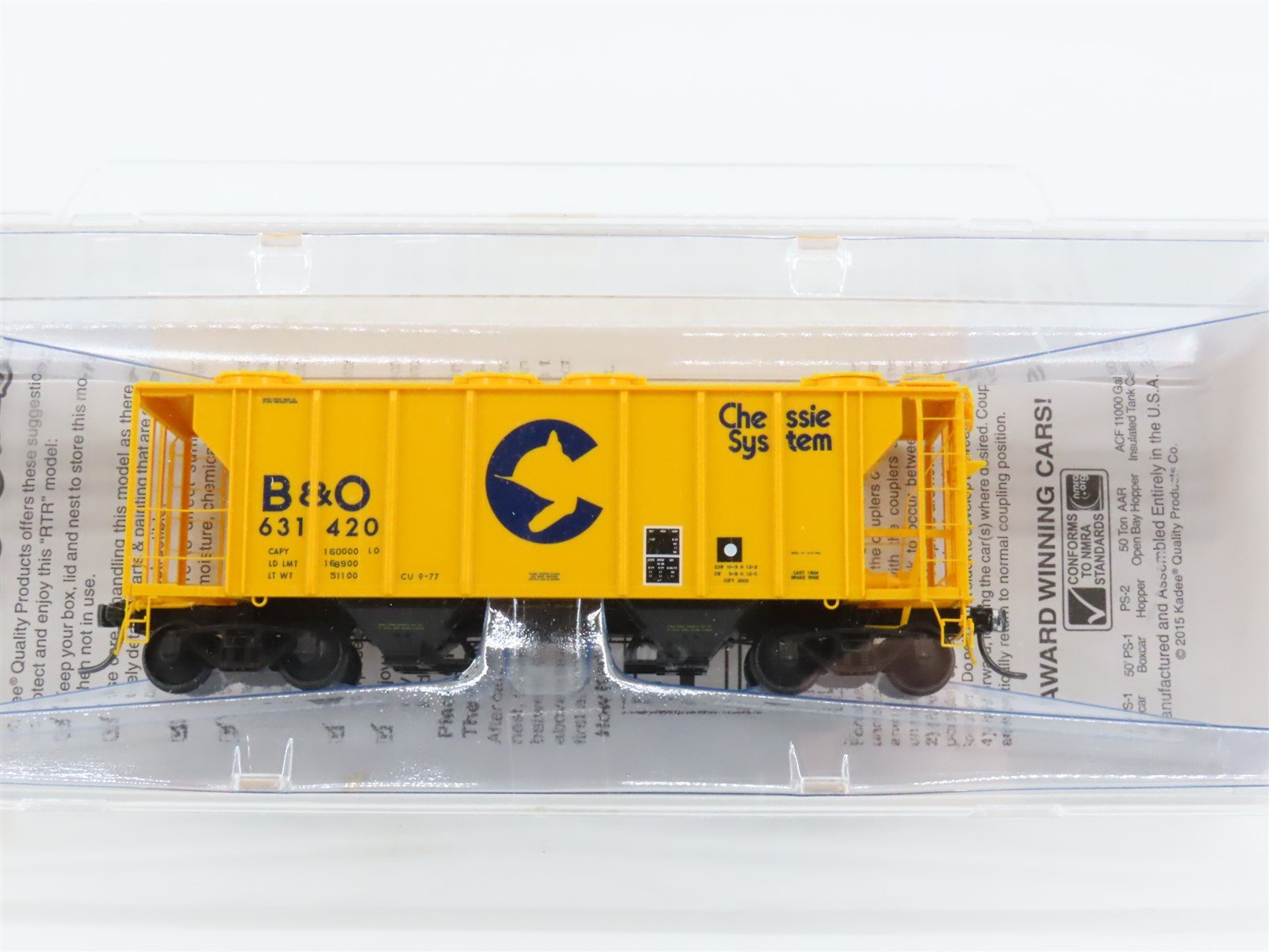 HO Scale Kadee 8653 B&O Chessie System 2-Bay Covered Hopper #631420 - Sealed