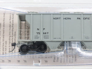 HO Scale Kadee 8041 NP Northern Pacific 2-Bay Covered Hopper #75447 - Sealed