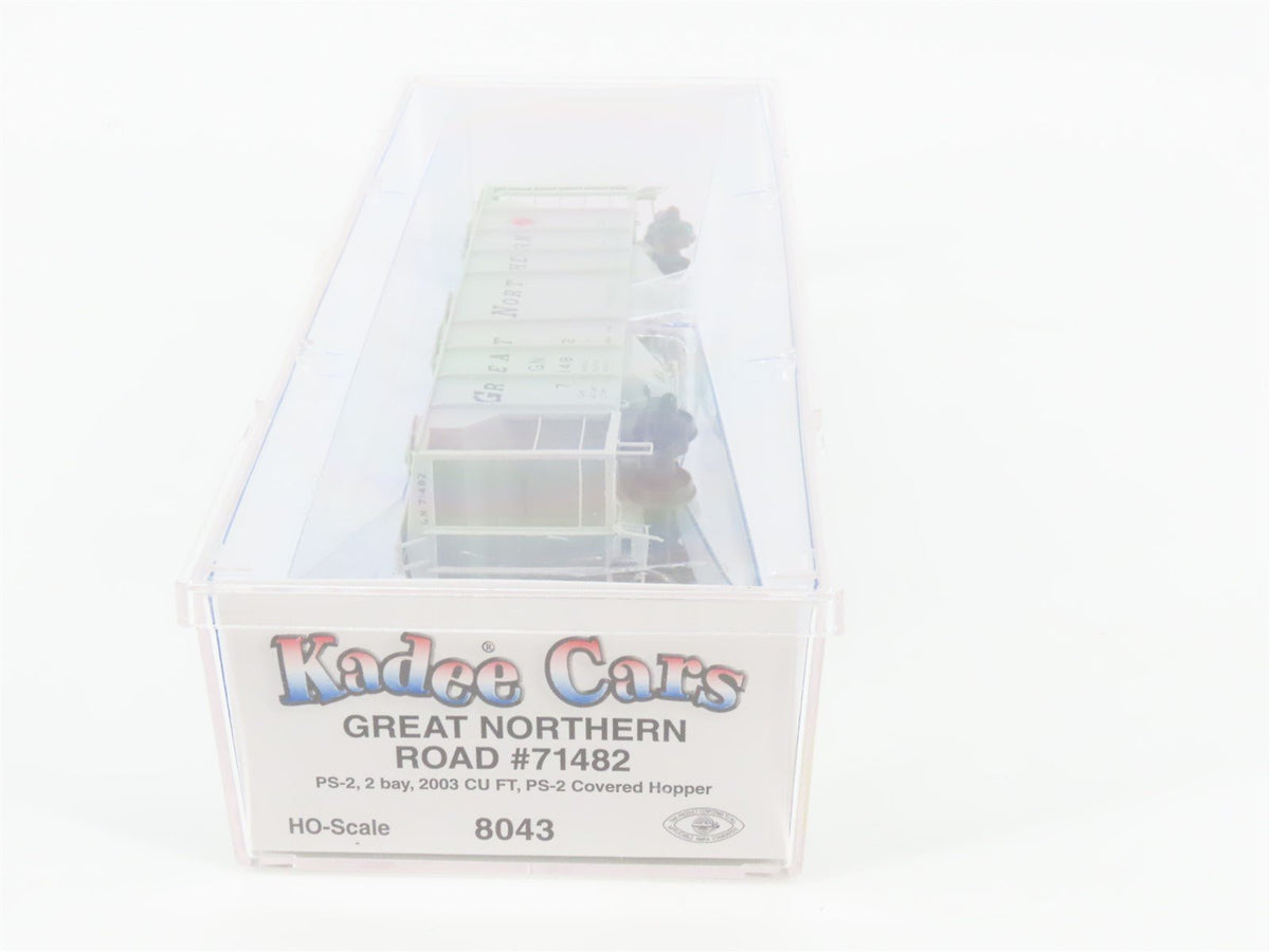 HO Scale Kadee 8043 GN Great Northern 2-Bay Covered Hopper #71482 - Sealed