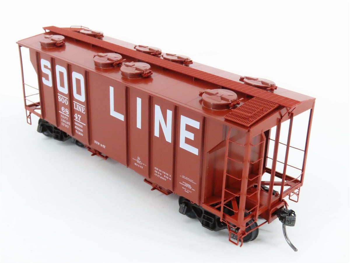 HO Scale Kadee 8044 SOO Line Railroad 2-Bay Covered Hopper #6847