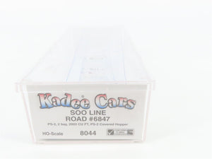 HO Scale Kadee 8044 SOO Line Railroad 2-Bay Covered Hopper #6847