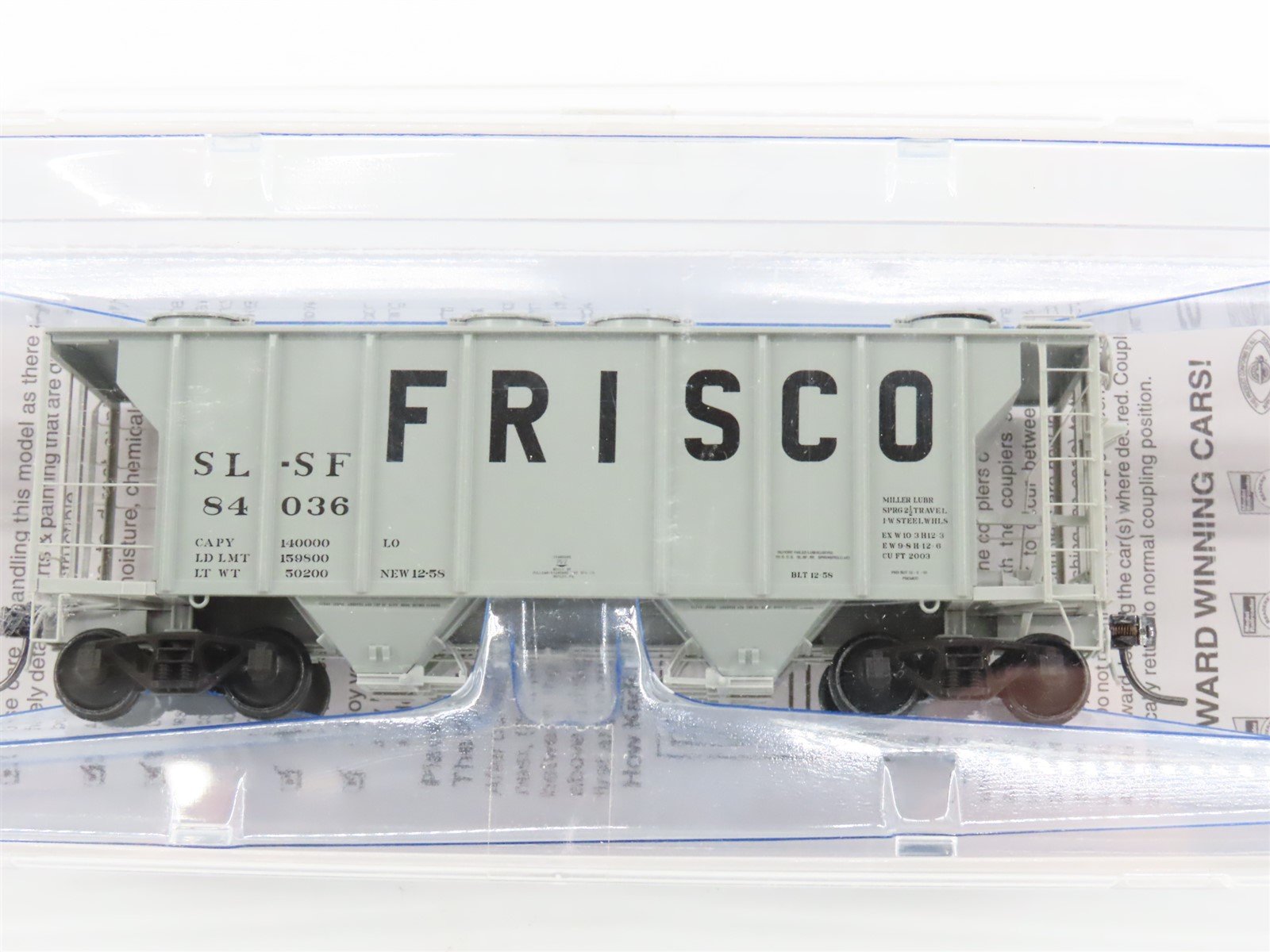 HO Scale Kadee 8042 SL-SF Frisco Railroad 2-Bay Covered Hopper #84036 - Sealed