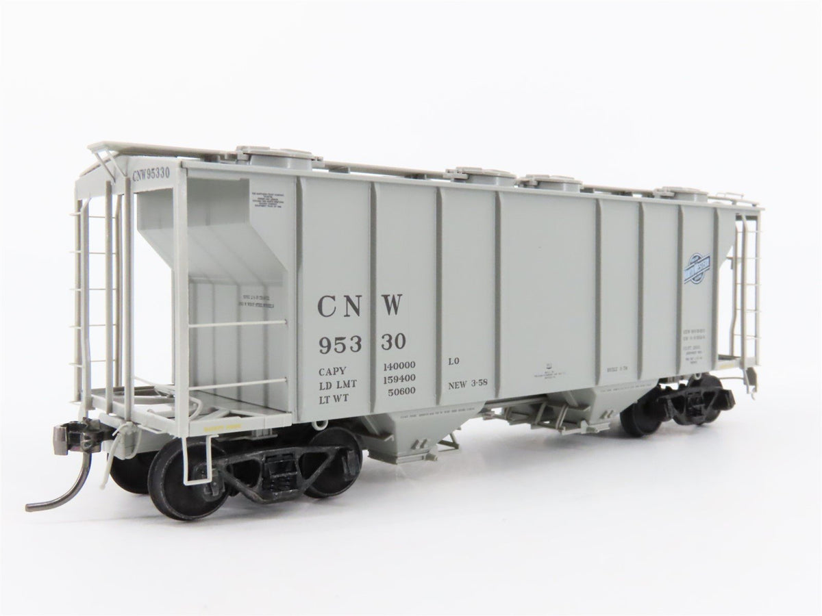 HO Scale Kadee 8215 CNW Chicago North Western 2-Bay Covered Hopper #95330