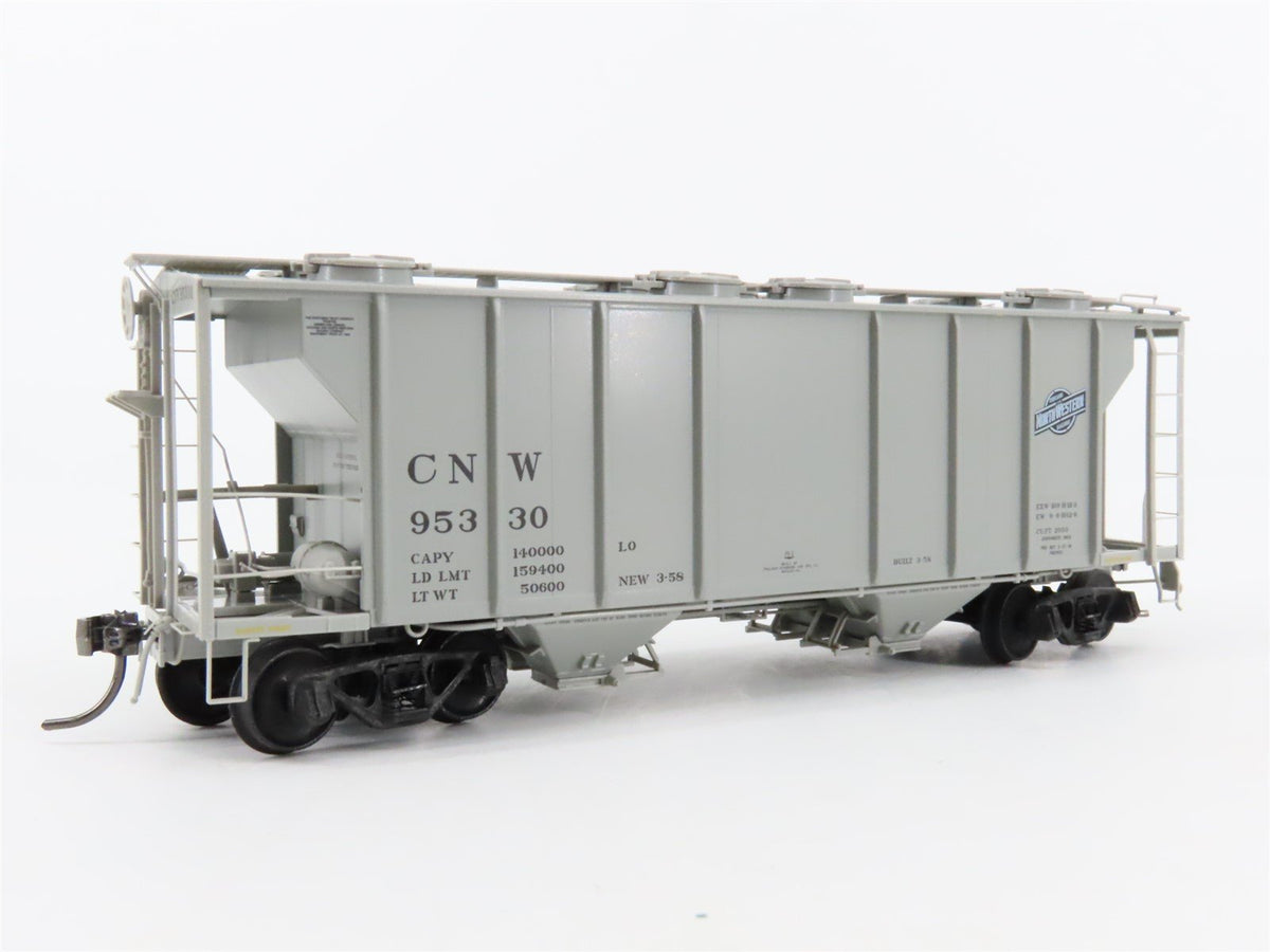 HO Scale Kadee 8215 CNW Chicago North Western 2-Bay Covered Hopper #95330