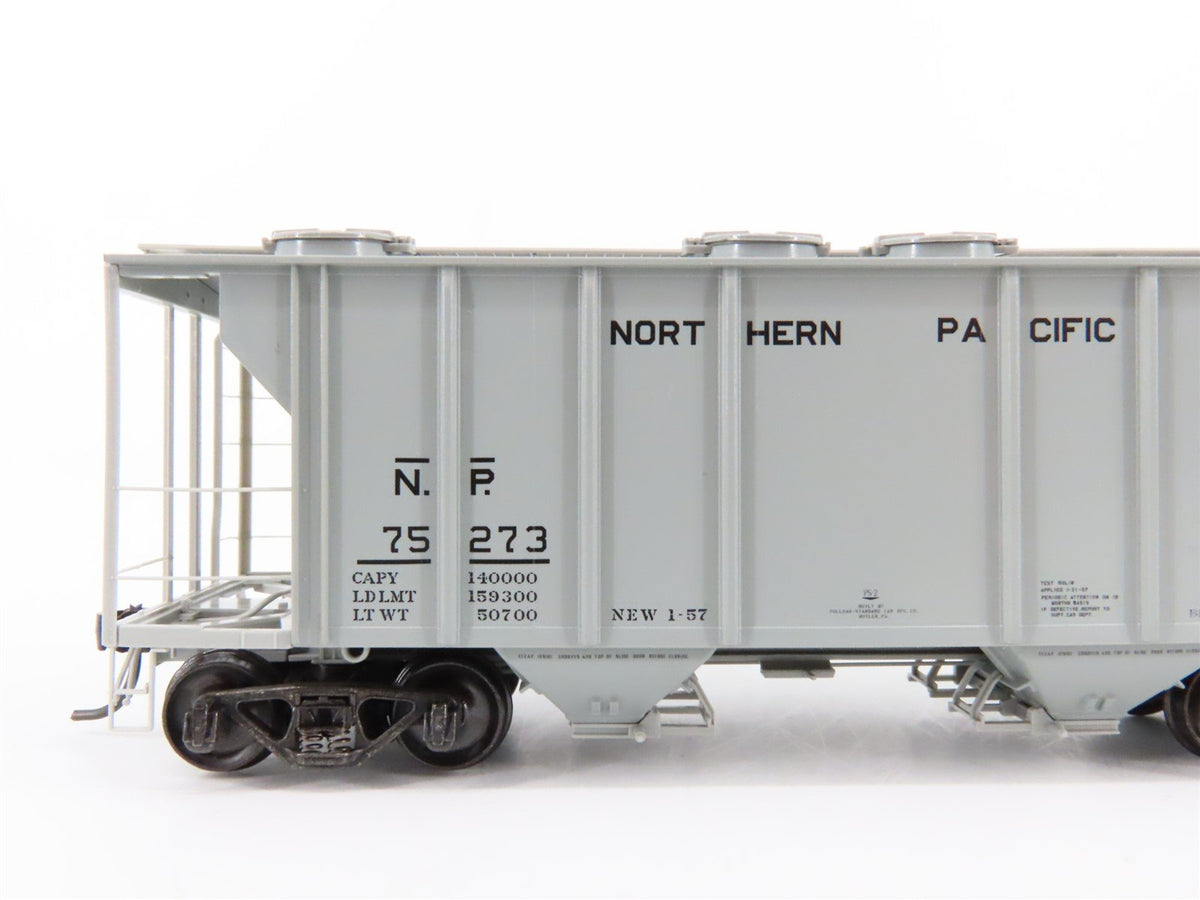 HO Scale Kadee 8315 NP Northern Pacific Railroad 2-Bay Covered Hopper #75273