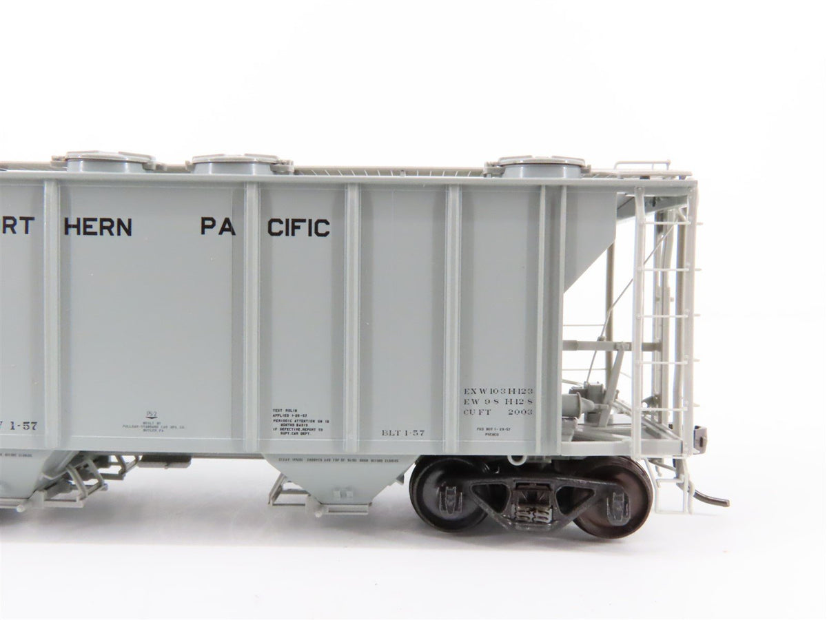 HO Scale Kadee 8316 NP Northern Pacific Railroad 2-Bay Covered Hopper #75254