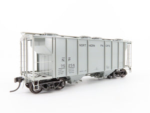 HO Scale Kadee 8316 NP Northern Pacific Railroad 2-Bay Covered Hopper #75254