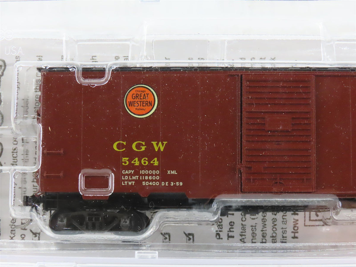 HO Kadee 4132 CGW Chicago Great Western 40&#39; Single Door Box Car #5464 - Sealed