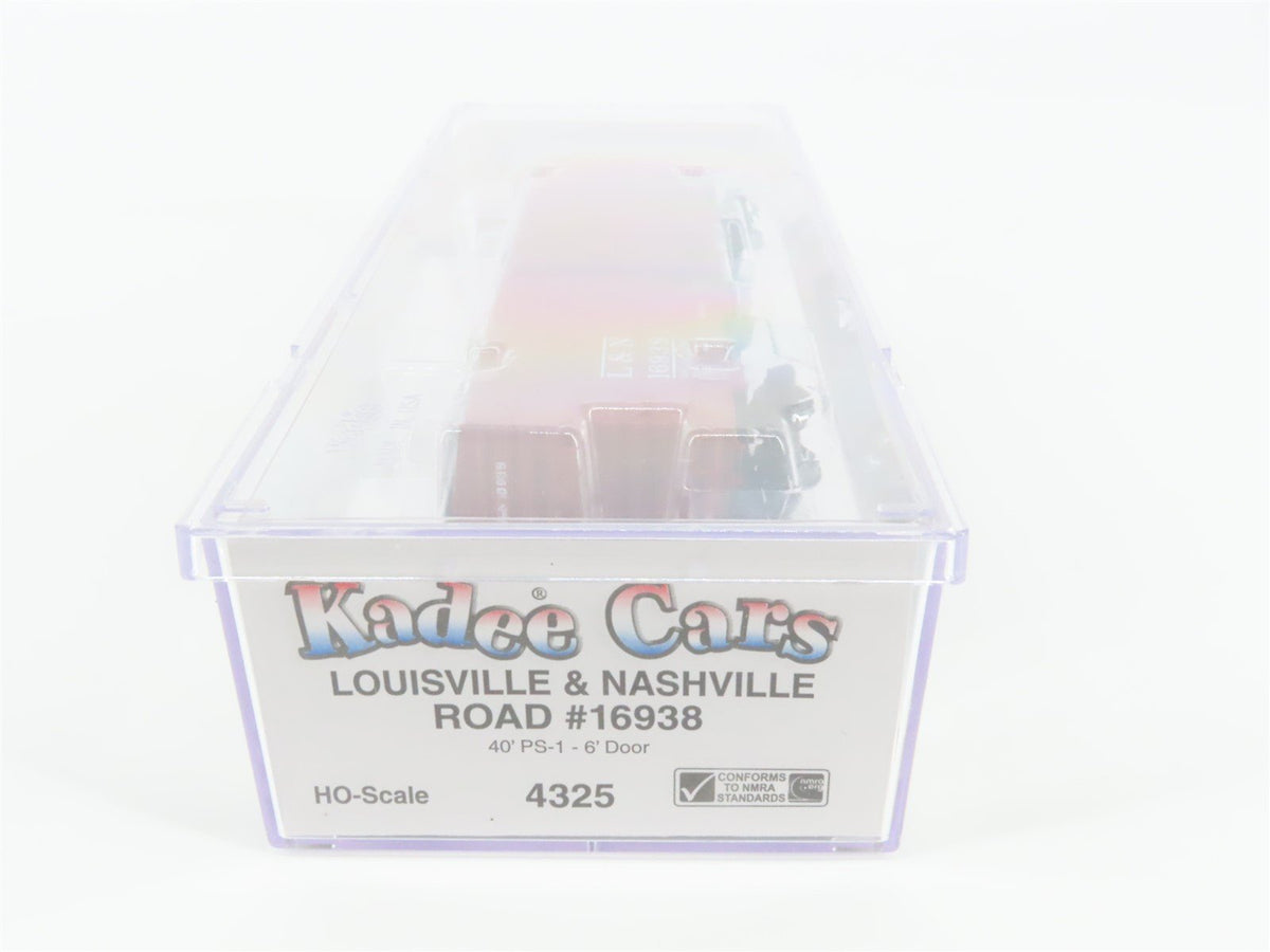 HO Scale Kadee 4325 L&amp;N Louisville &amp; Nashville 40&#39; Box Car #16938 - Sealed