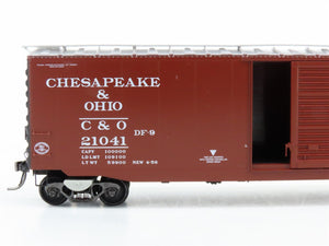 HO Scale Kadee 6022 C&O Chesapeake & Ohio 50' PS-1 Boxcar #21041