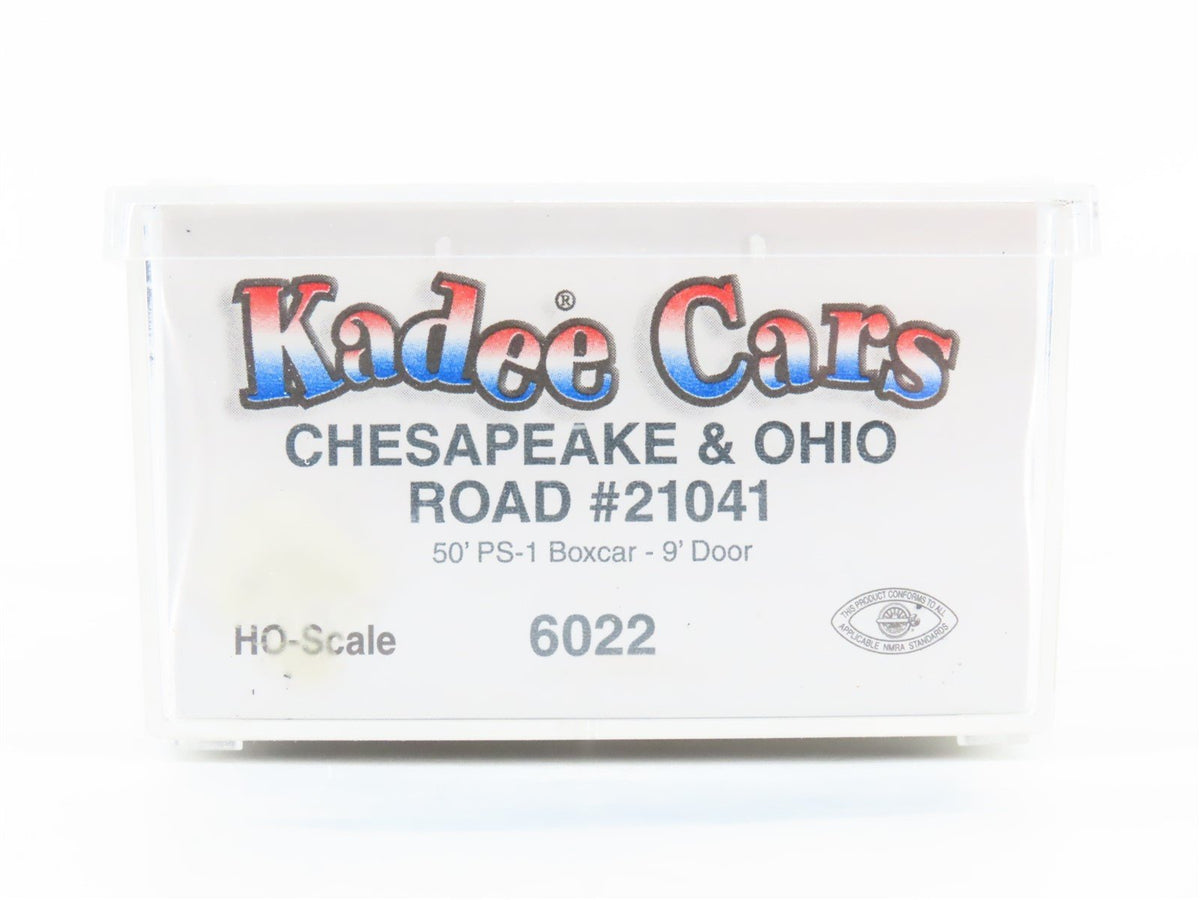 HO Scale Kadee 6022 C&amp;O Chesapeake &amp; Ohio 50&#39; PS-1 Boxcar #21041