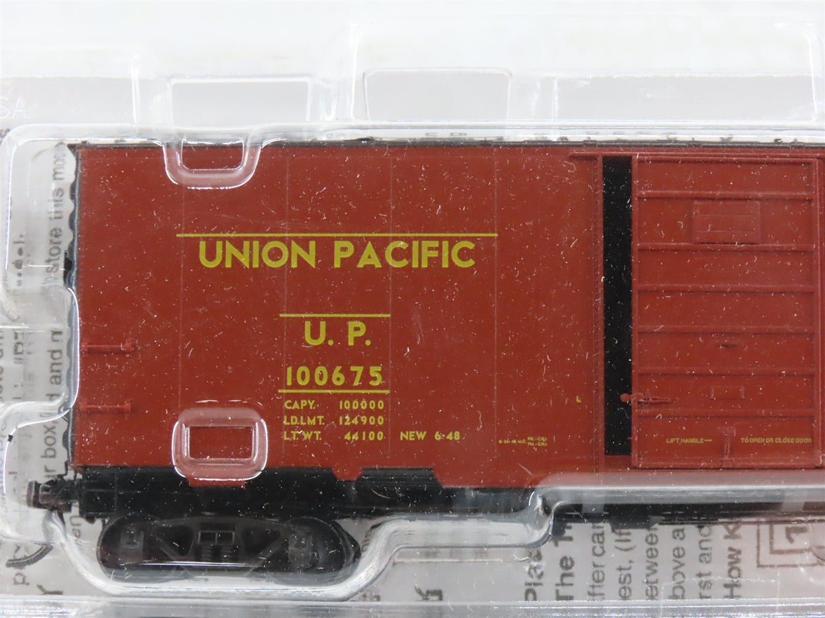 HO Scale Kadee 4326 UP Union Pacific 40&#39; Single Door Box Car #100675 - Sealed