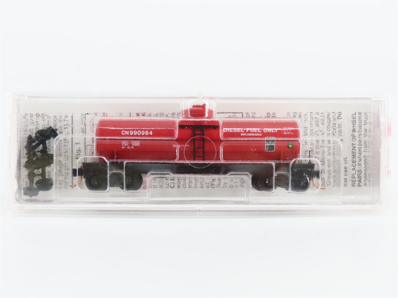 N Scale Micro-Trains MTL 65560 CN Canadian National Single Dome Tank Car #990984