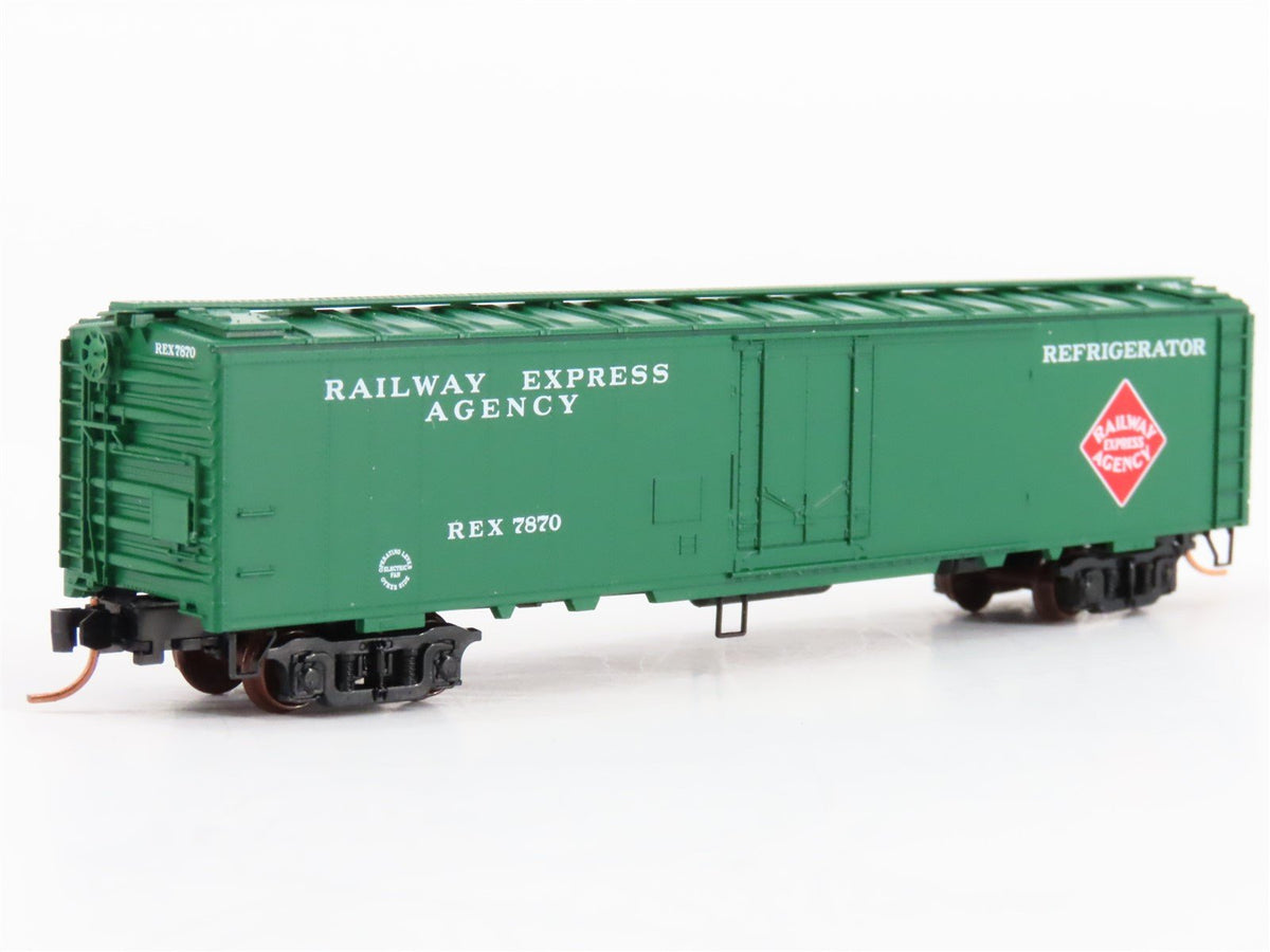 N Scale Micro-Trains MTL 52010 REX Railway Express Agency 52&#39; 2&quot; Reefer #7870