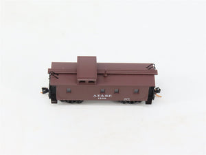 N Scale Micro-Trains MTL 51100 ATSF Santa Fe Railroad 34' Caboose #1209