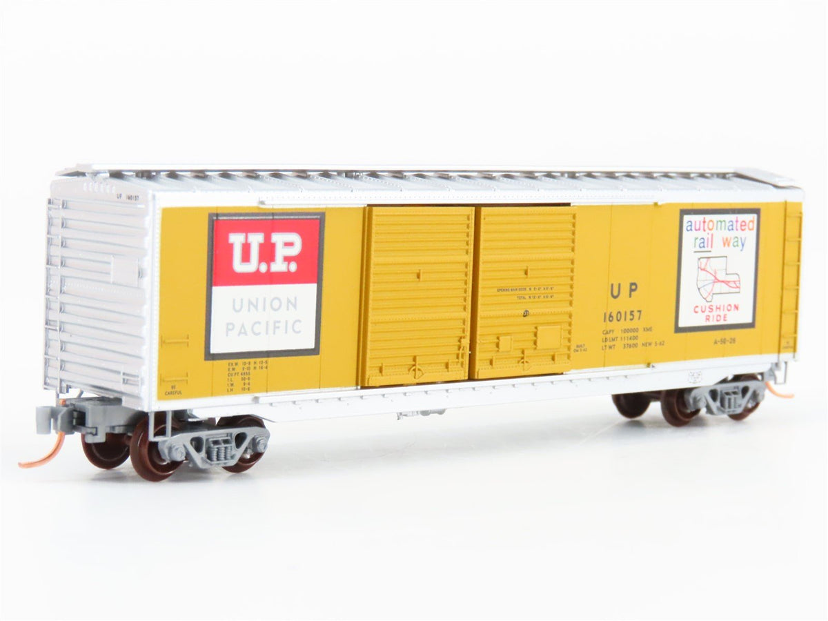 N Scale Micro-Trains MTL 34310 UP Union Pacific 50&#39; Double Door Box Car #160157