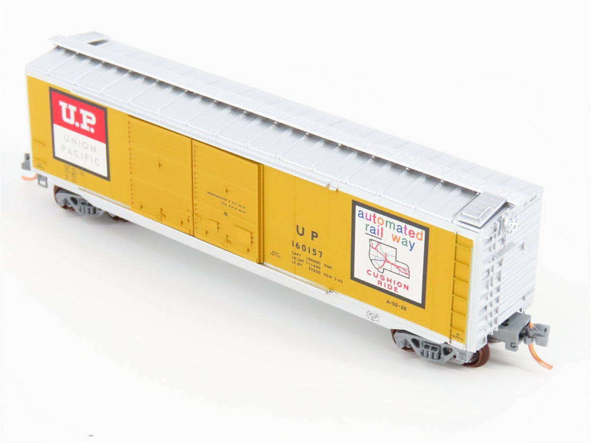 N Scale Micro-Trains MTL 34310 UP Union Pacific 50&#39; Double Door Box Car #160157