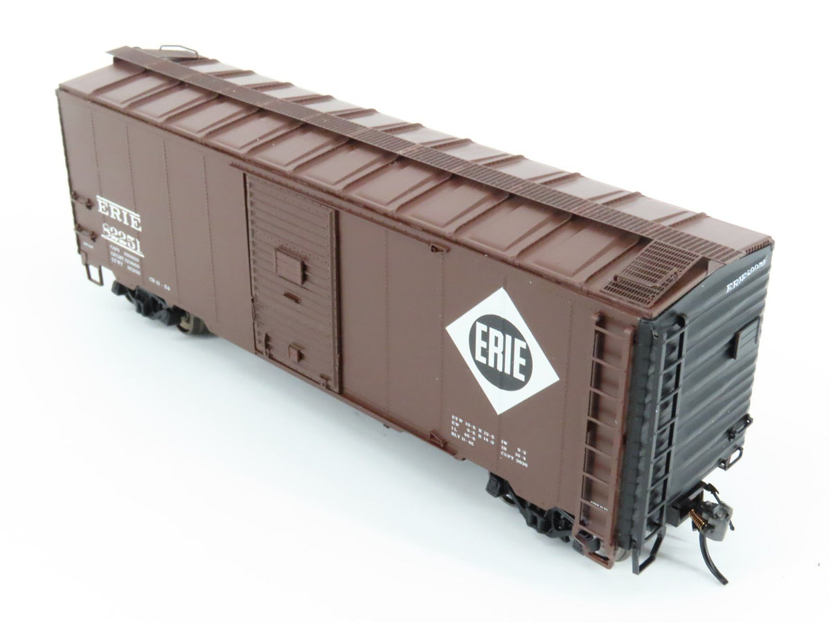 HO Scale Intermountain 46804-23 Erie Canadian Modified 40&#39; AAR Boxcar #82251