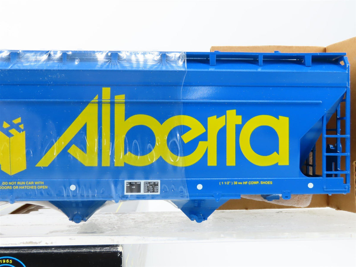 O Scale 2-Rail Weaver Ultra-Line Kit ALNX Alberta 4-Bay Covered Hopper #396212