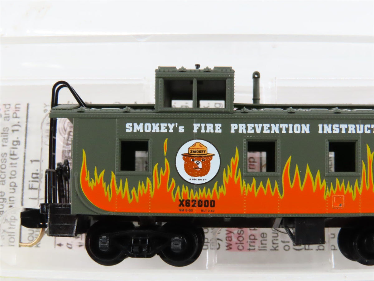 N Micro-Trains MTL 100100 SBX Smokey Bear Fire Prevention 36&#39; Caboose #X62000