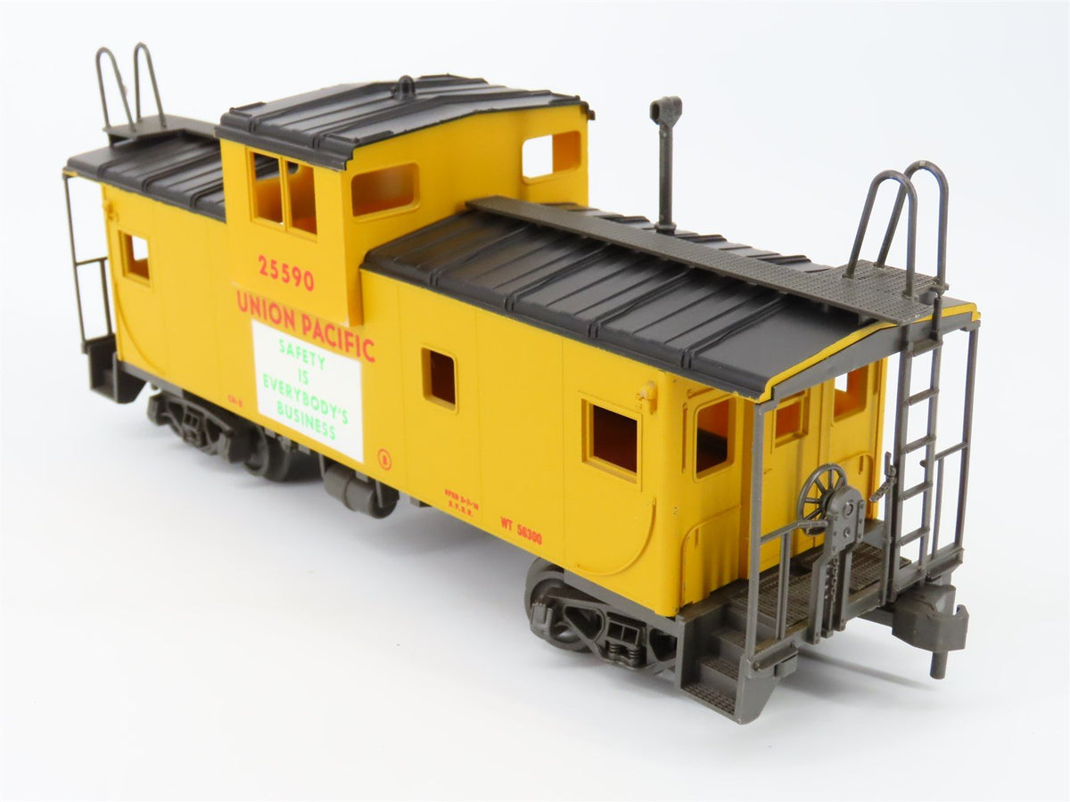 O Gauge 3-Rail Atlas 6234 UP Union Pacific Extended Vision Caboose #25590