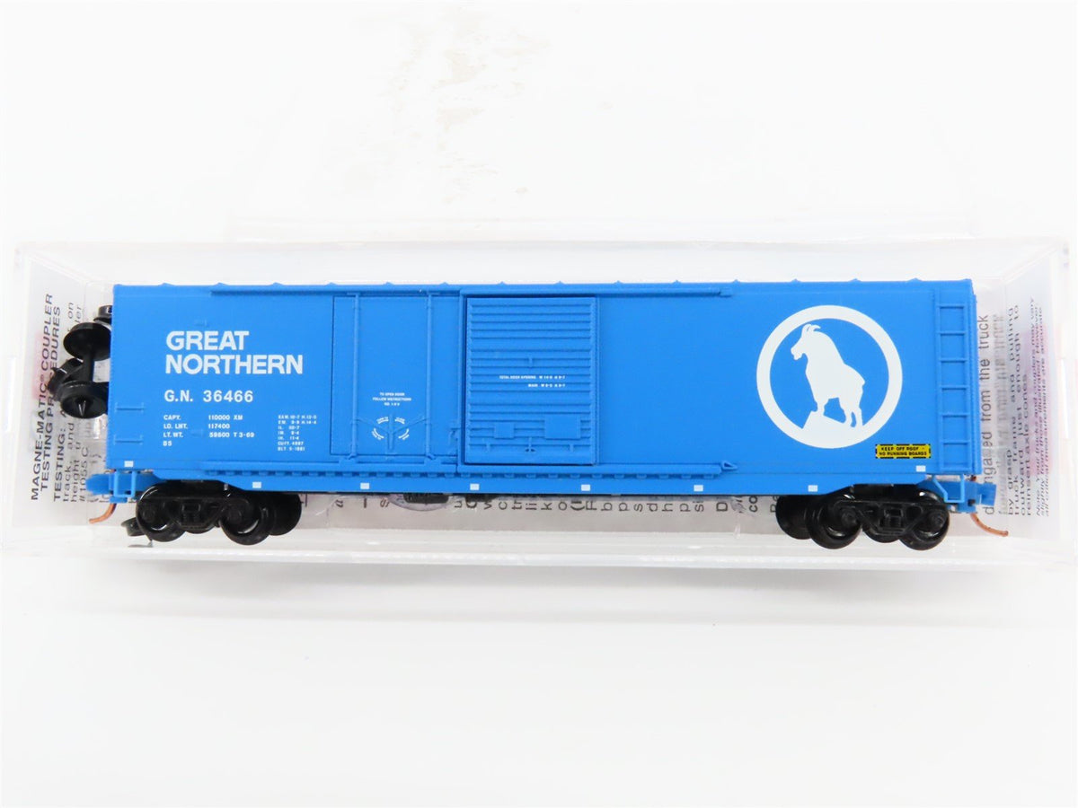 N Scale Micro-Trains MTL 76060 GN Great Northern &quot;Big Sky Blue&quot; 50&#39; Boxcar 36466