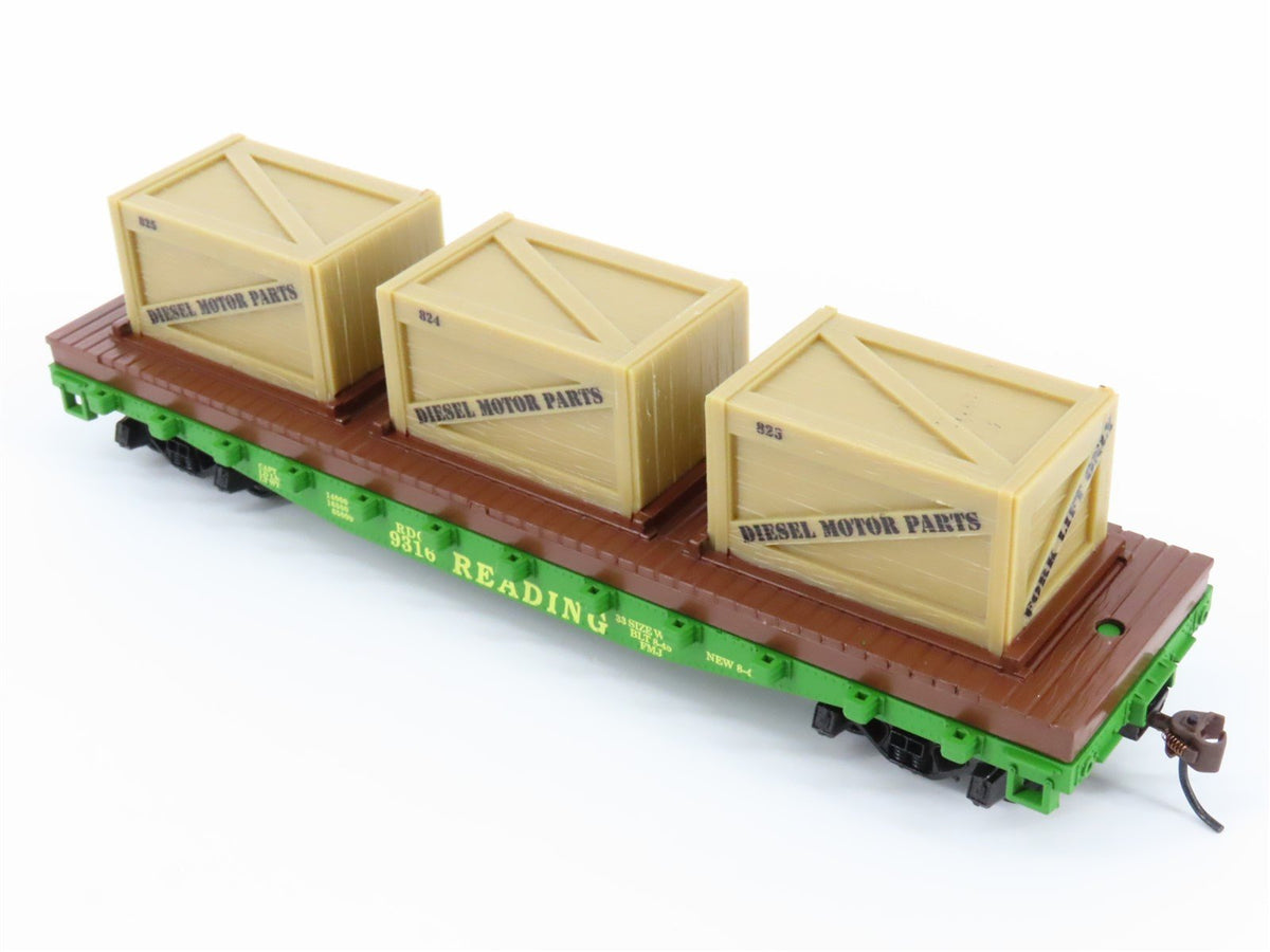 HO Scale Mantua Classics 727002 RDG Reading 40&#39; Flat Car #9316 w/ Crates Load