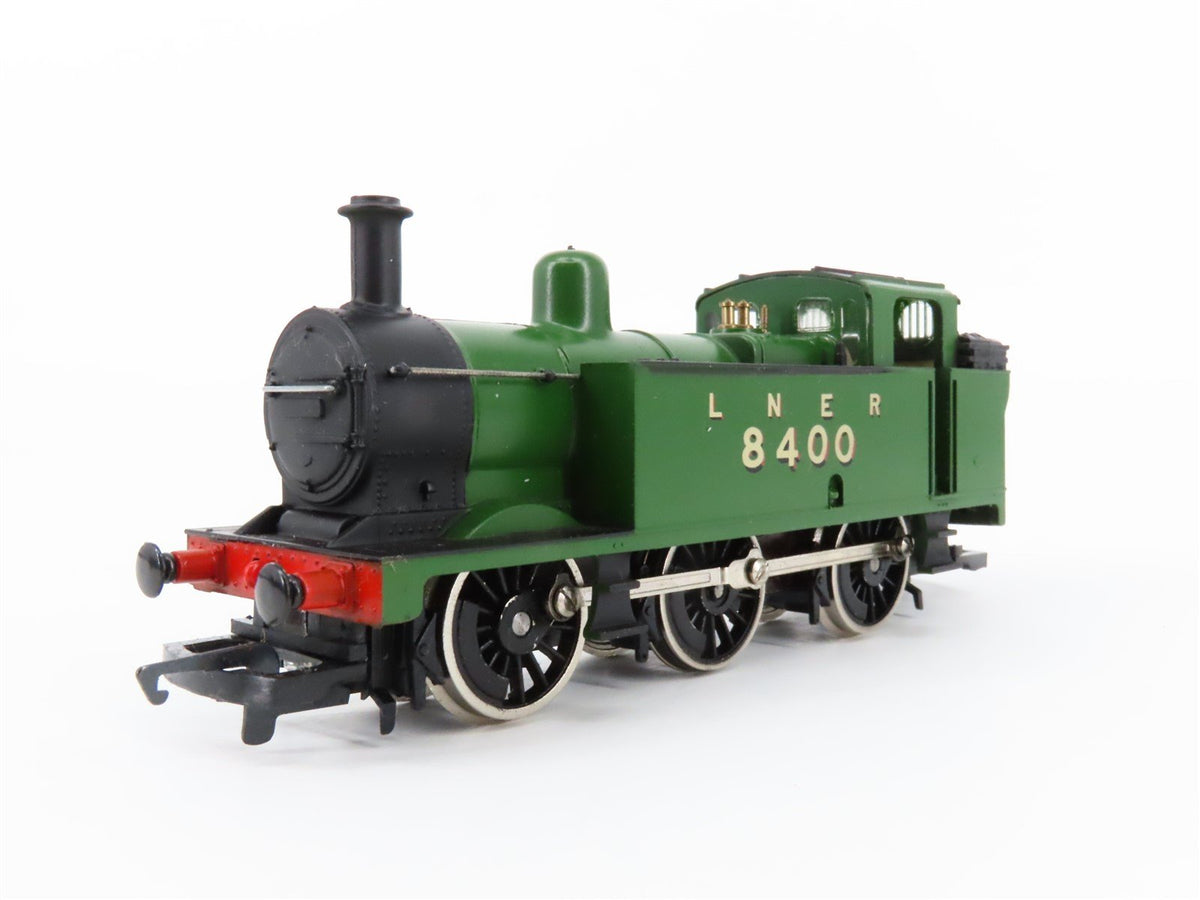 OO Scale Hornby R724 LNER &quot;Suburban Passenger&quot; 0-6-0 Jinty Steam Train Set