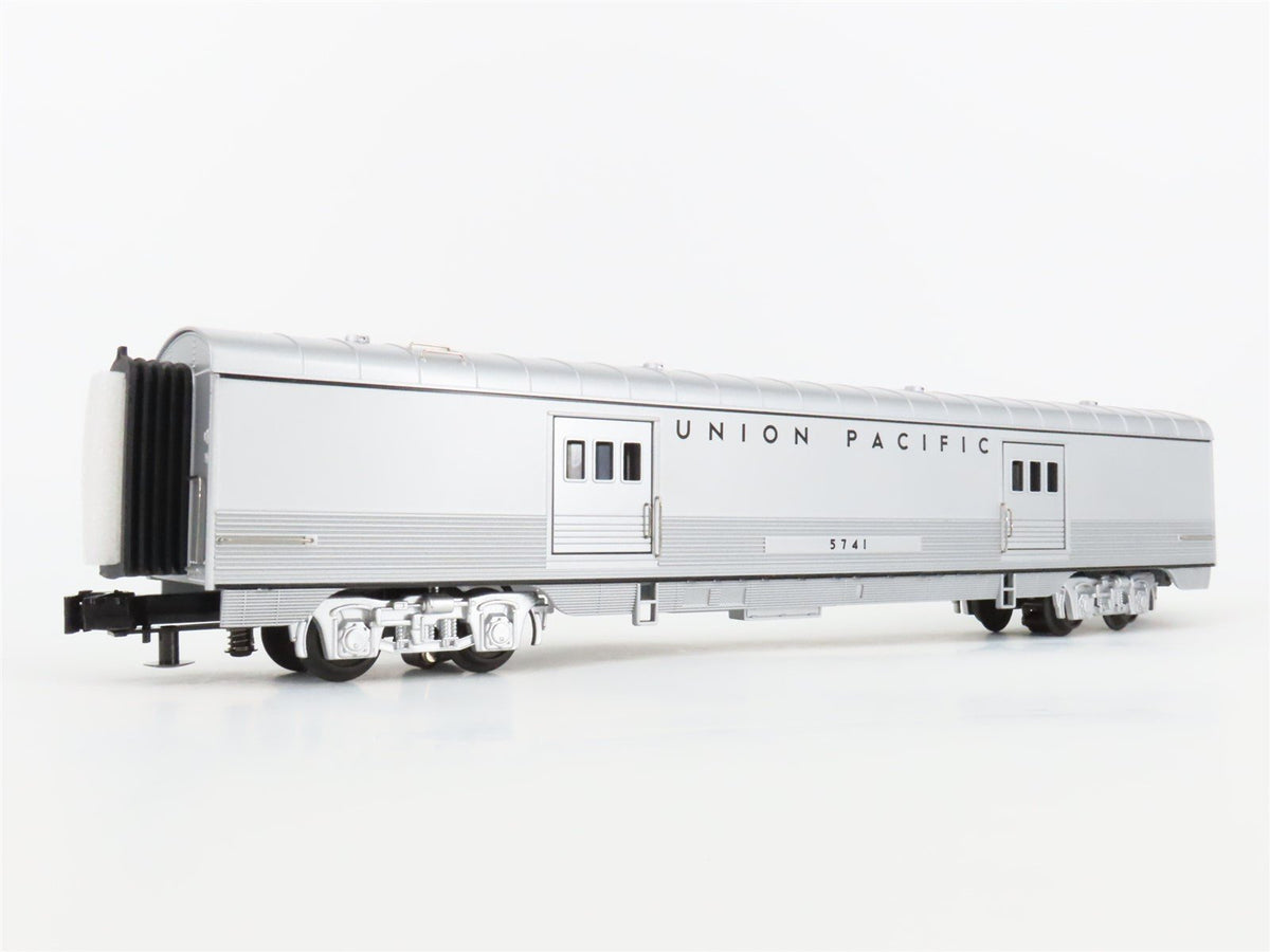 O Gauge 3-Rail MTH RailKing 30-67580 UP Union Pacific 60&#39; Passenger 4-Car Set