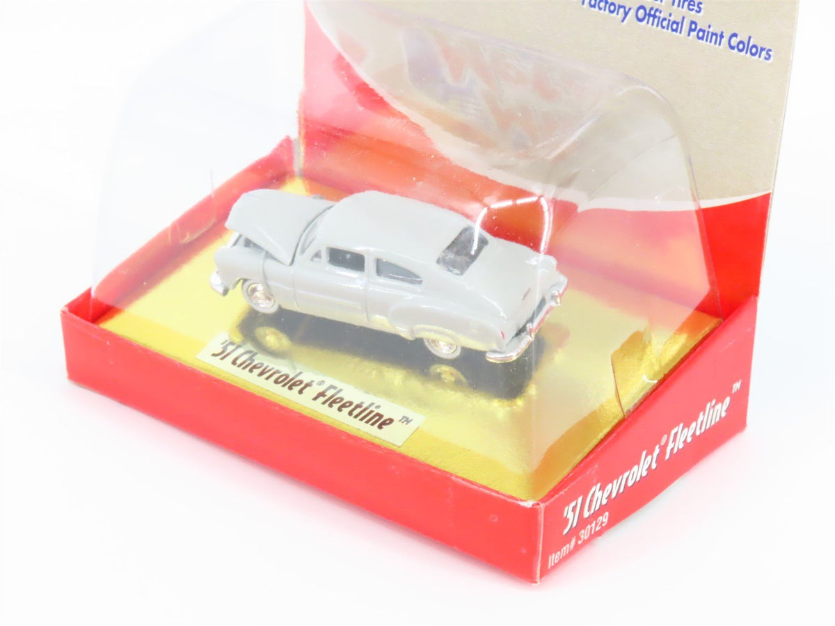 HO Scale CMW Mini Metals #30129 &#39;51 Chevrolet Fleetline Automobile - Grey