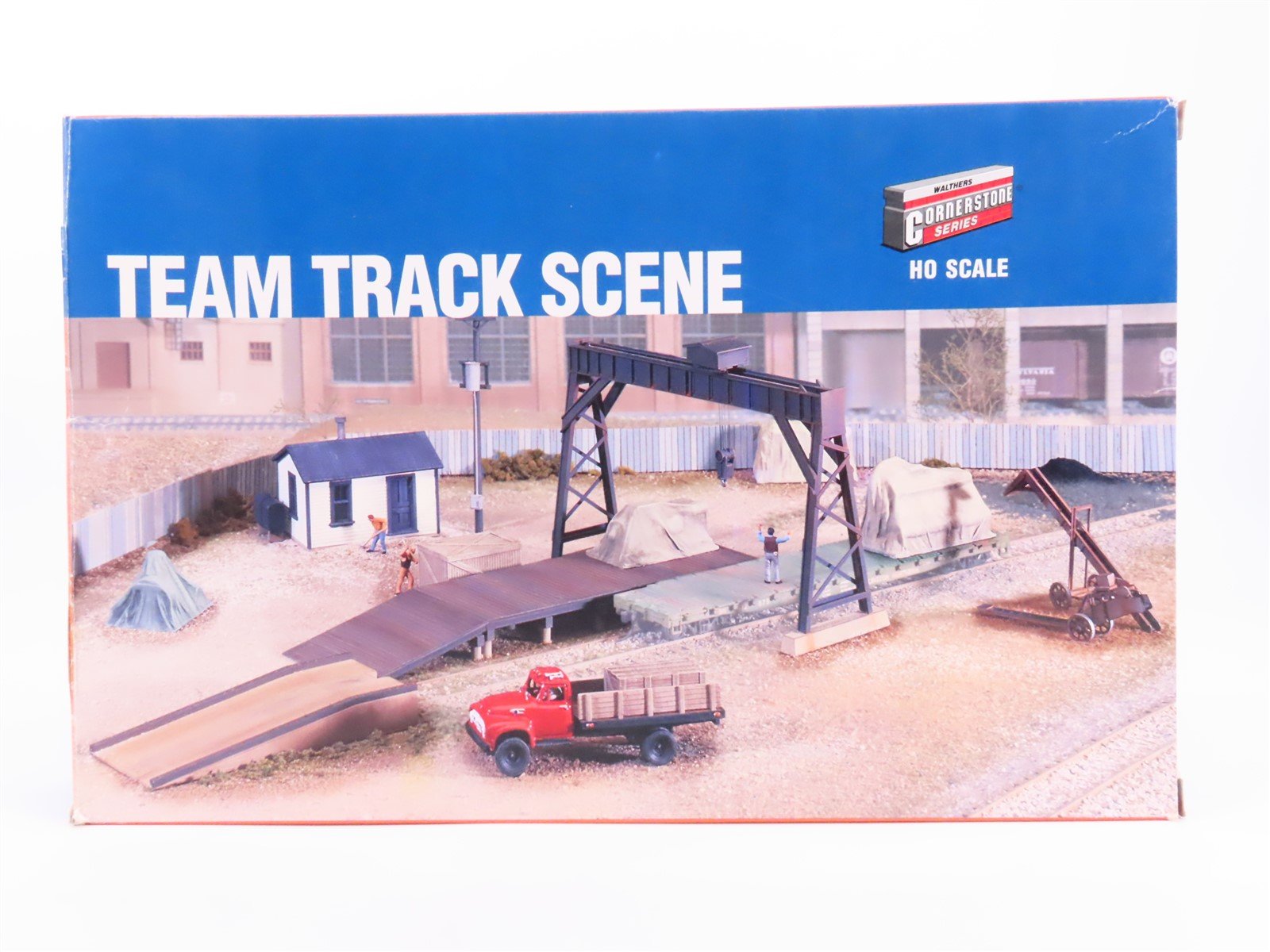 HO 1/87 Scale Walthers Cornerstone Kit #933-3166 Team Track Scene