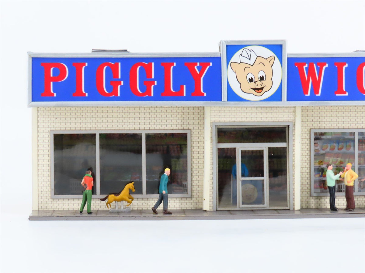 O 1/48 Scale Menards 279-4426 Piggly Wiggly Grocery Store w/ Figures