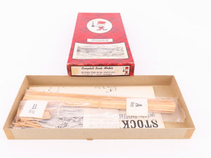 HO Scale Campbell Scale Models Kit #437 Stock Pens w/ Double Chutes