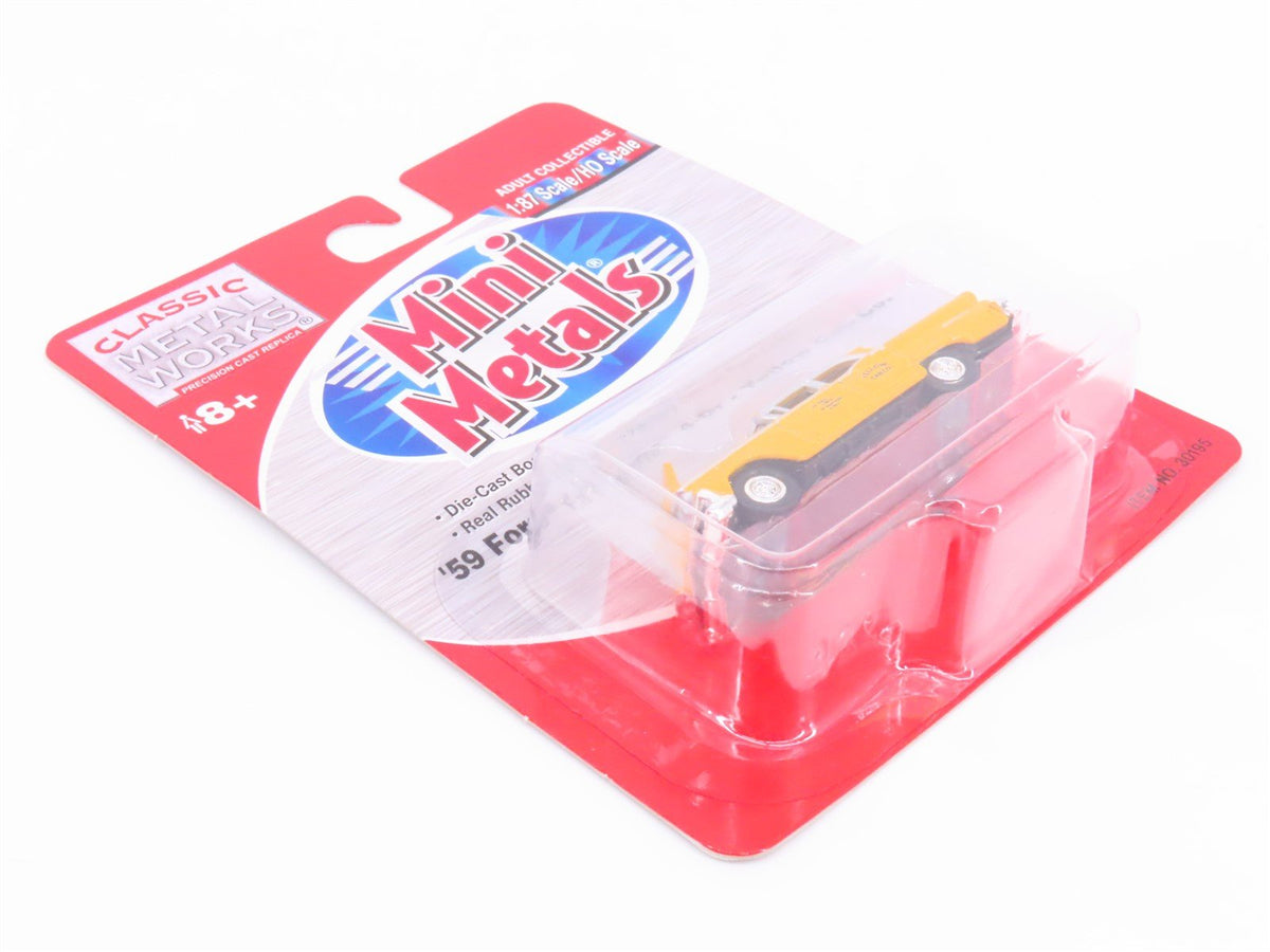 HO Scale CMW Mini Metals #30195 Die-Cast &#39;59 Ford Fairlane 4-Dr. Yellow Cab Co.