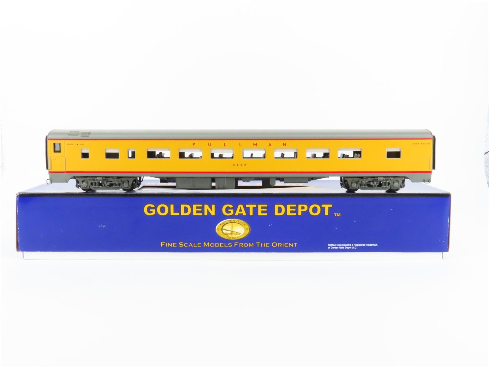 O Scale 2-Rail Golden Gate UP Union Pacific Lightweight Coach Passenger #3452