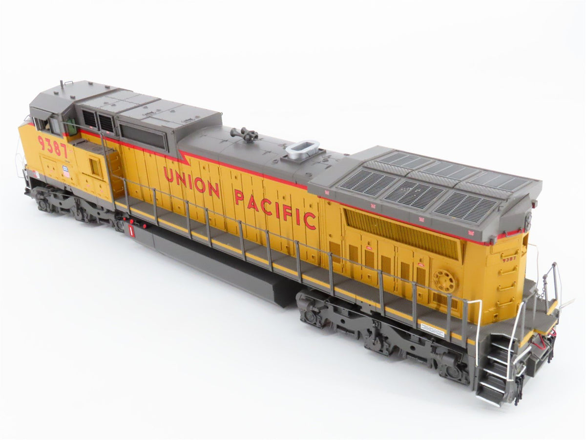 O Scale 2-Rail MTH 20-2946-2 UP Dash 8-40CW Diesel #9387 w/ Proto-Sound 2