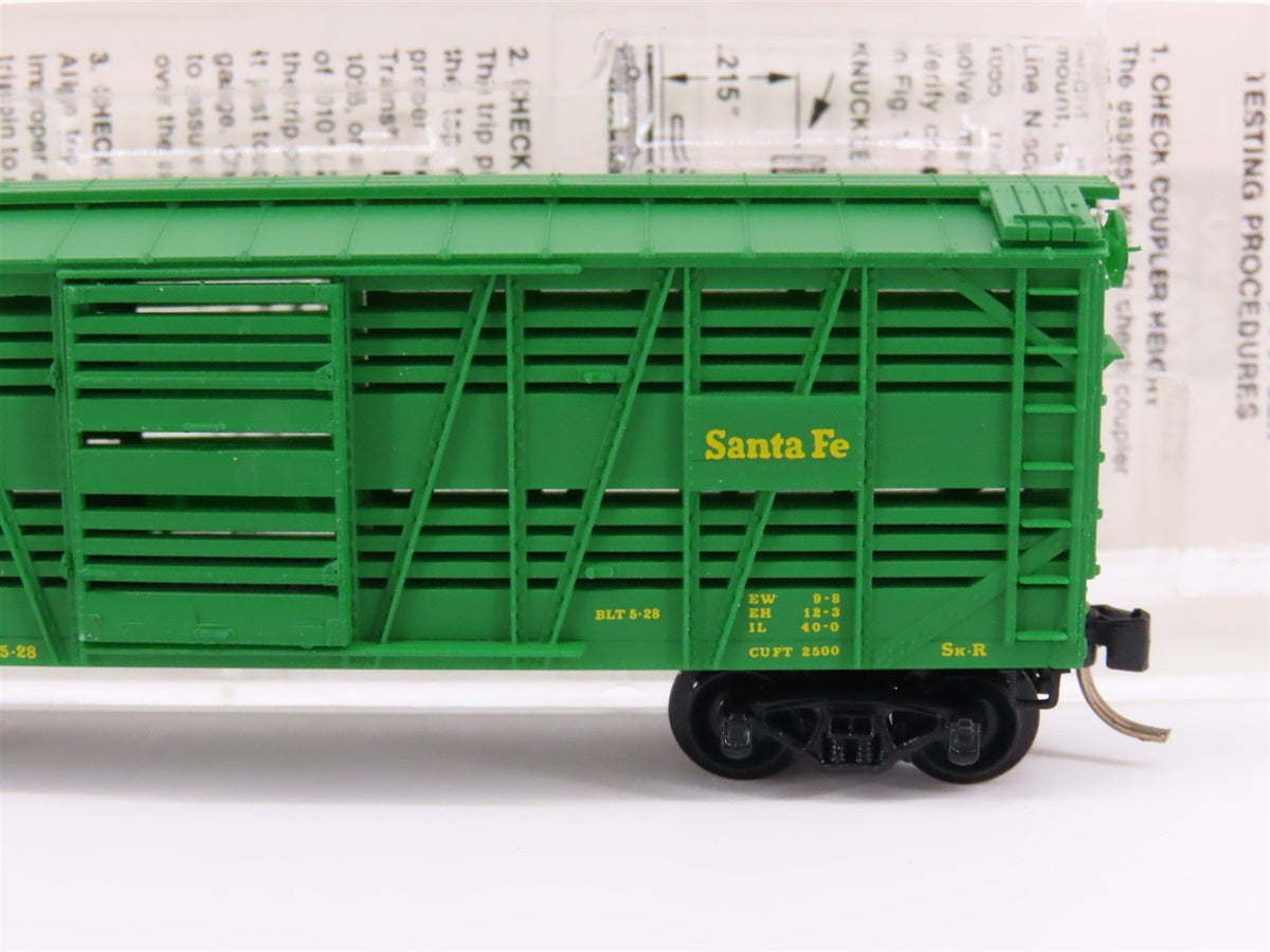 N Scale Micro-Trains MTL 35070 ATSF Santa Fe 40&#39; Despatch Stock Car #68845