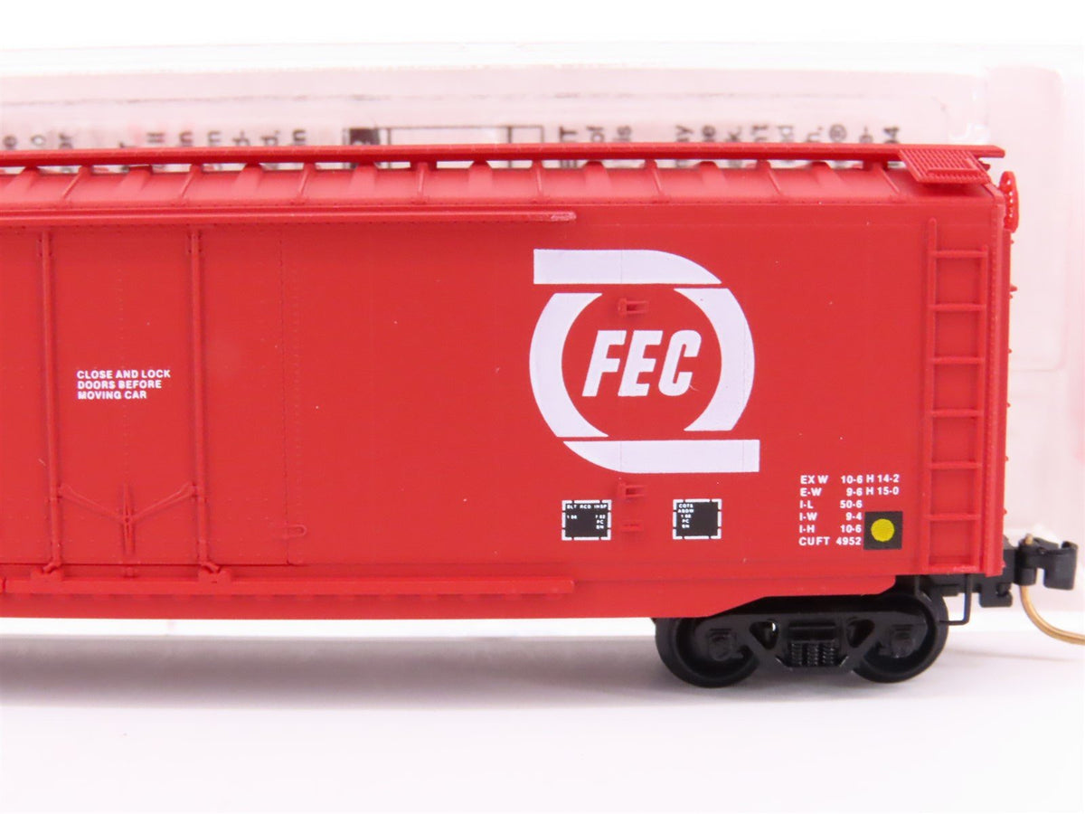 N Micro-Trains 36060 FEC Florida East Coast 50&#39; Double Plug Door Box Car #5027