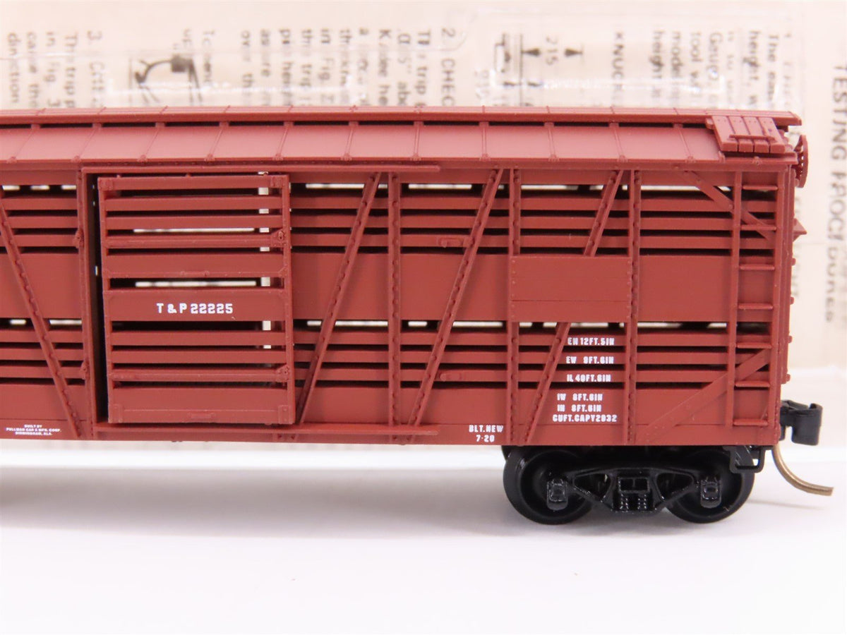 N Kadee Micro-Trains MTL 35110 TP Texas &amp; Pacific 40&#39; Despatch Stock Car #22225