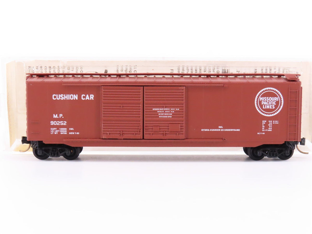 N Scale Kadee Micro-Trains MTL 34190 MP Missouri Pacific 50&#39; Box Car #90252