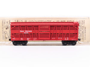 N Kadee Micro-Trains MTL 35020 GN Great Northern 40' Despatch Stock Car #55236