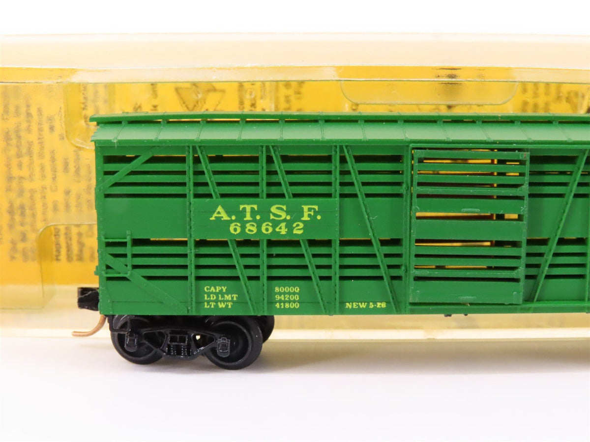 N Kadee Micro-Trains MTL 35071 ATSF Santa Fe 40&#39; Despatch Stock Car #68642