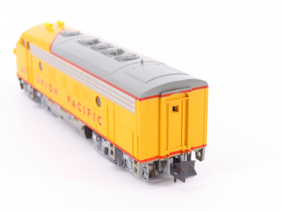 N Scale KATO 176-217 UP Union Pacific EMD F7A Diesel Locomotive #1467