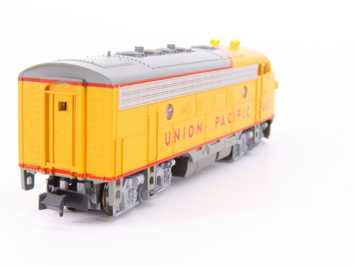 N Scale KATO 176-217 UP Union Pacific EMD F7A Diesel Locomotive #1467